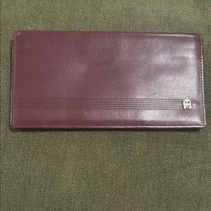Vintage Etienne Aigner Burgundy Leather checkbook holder